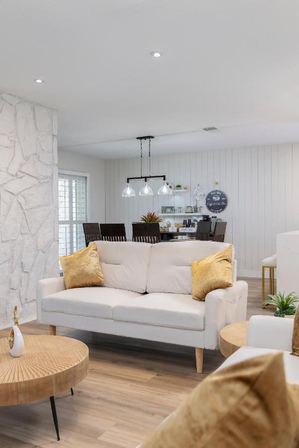 Single Story Minutes From Summerlin With Rv Parking & Dog Friendly Las Vegas Exteriör bild
